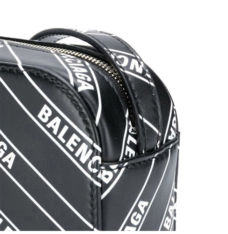 【节日礼物】balenciaga 巴黎世家女包 时尚小牛皮字母logo印花相机包