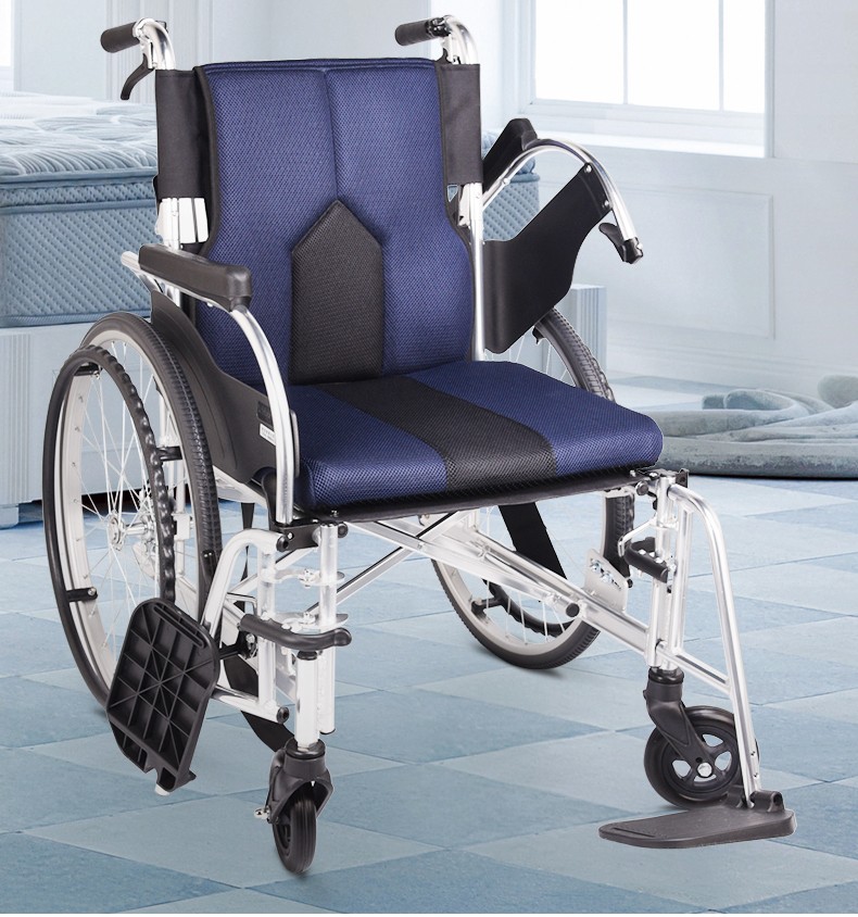 手动轮椅便携折叠轻便小打气多功能轮椅老人手推代步kyt 实心胎 深