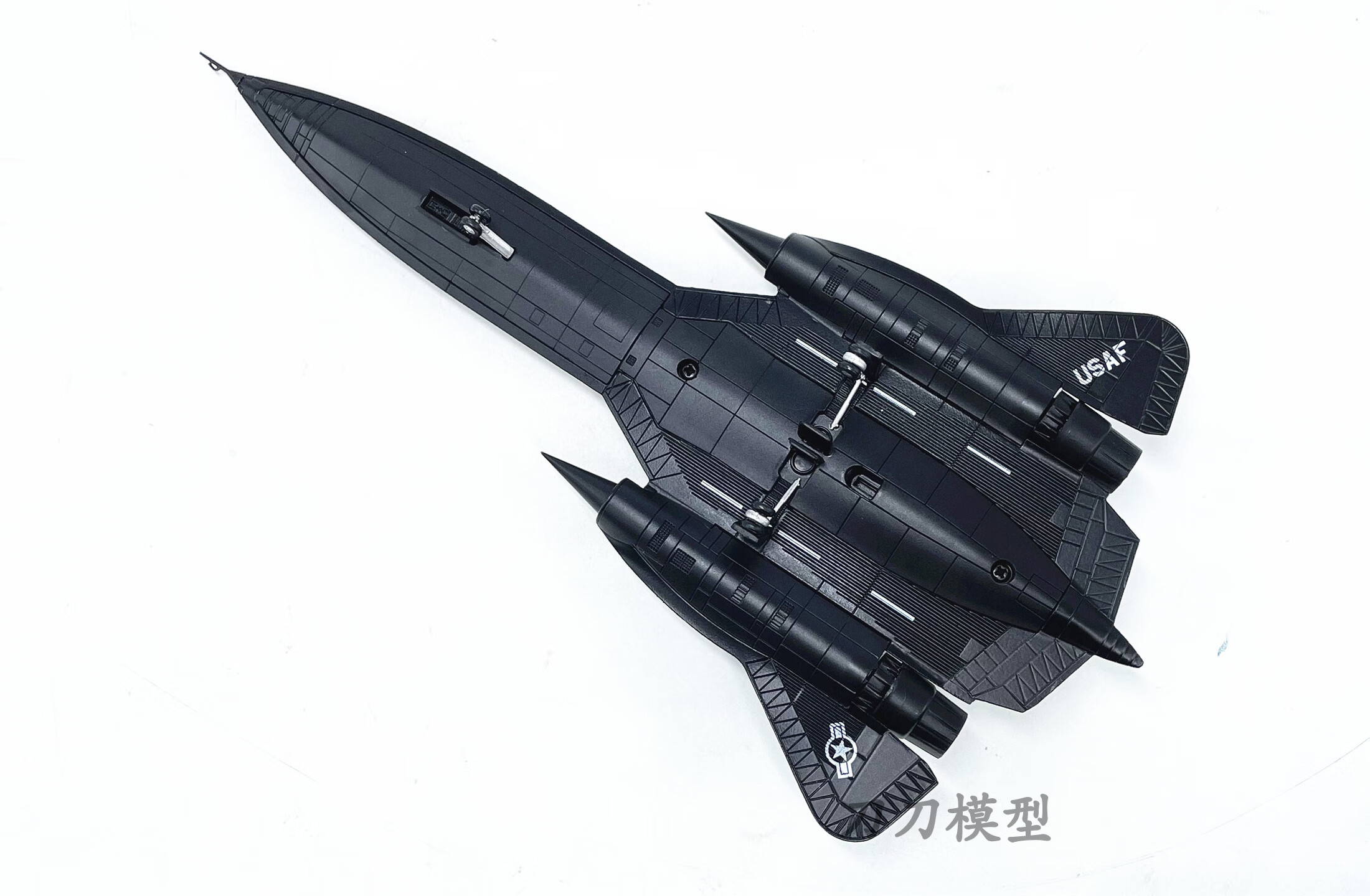 【官方優選】精品1:144 美國sr-71黑鳥偵察機超音速合金飛機模型nasa