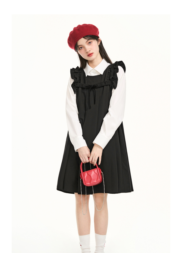 年货节新品乐町蝴蝶结盘扣连衣裙2021秋冬新品背带小黑裙女装黑色预售