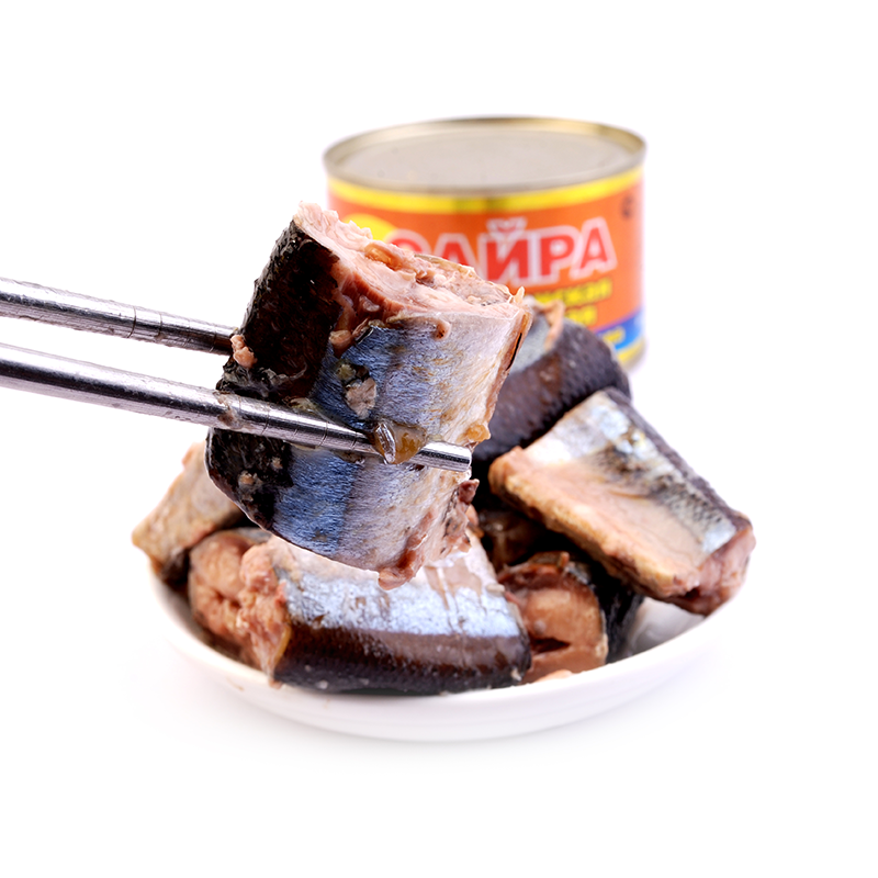俄罗斯油浸沙丁鱼罐头整块鱼肉即食品野餐俄式风味下酒菜新品油浸