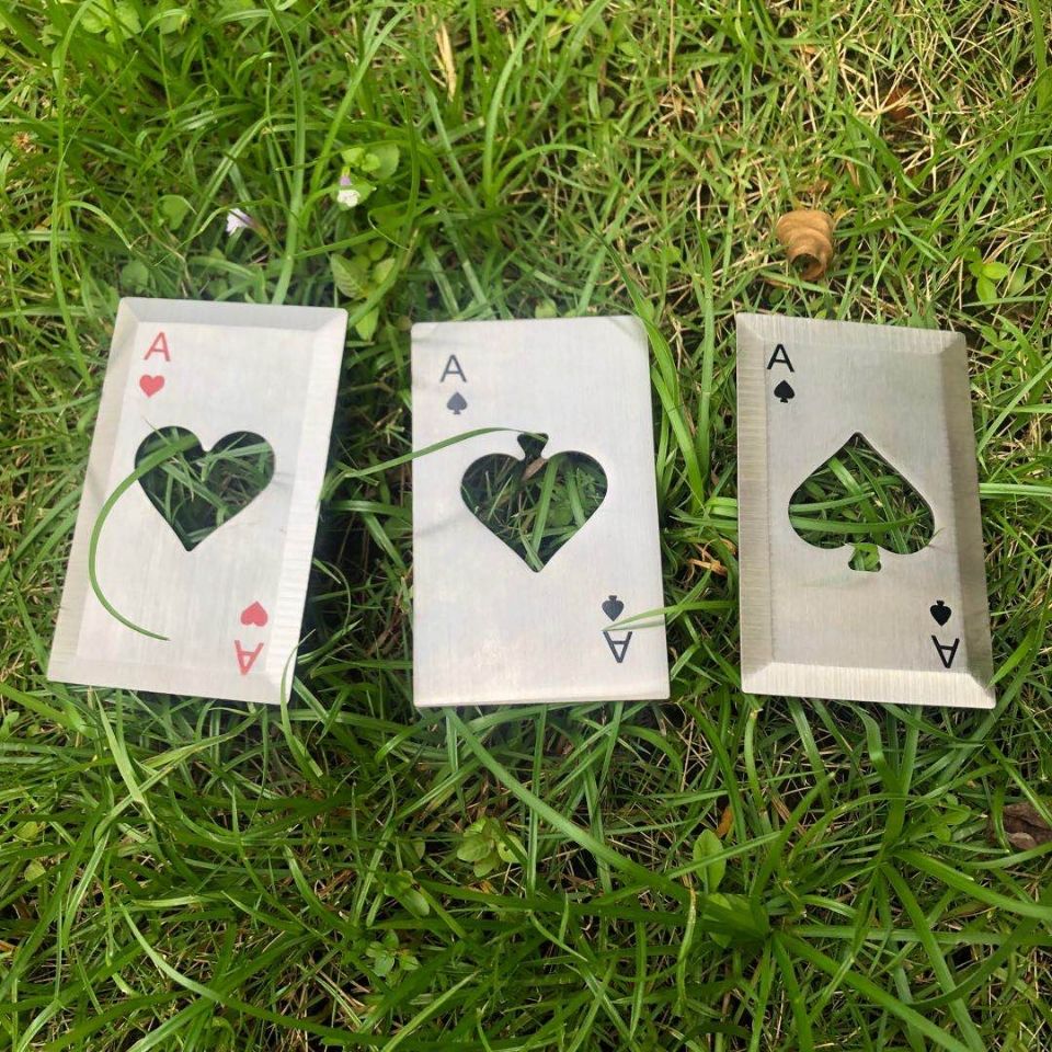 钢扑克牌飞镖网红创意金属扑克牌开瓶器套装暗器防身随身携带飞镖 1张