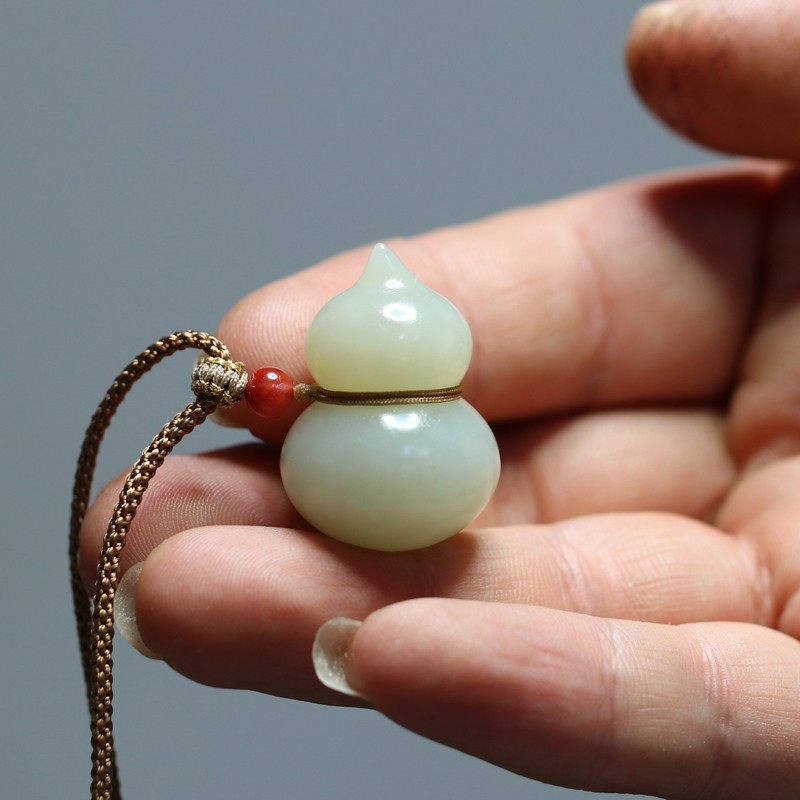 爱优美和田玉葫芦吊坠挂件且末蓝糖料白玉一物一图大油葫奶嘴葫芦5