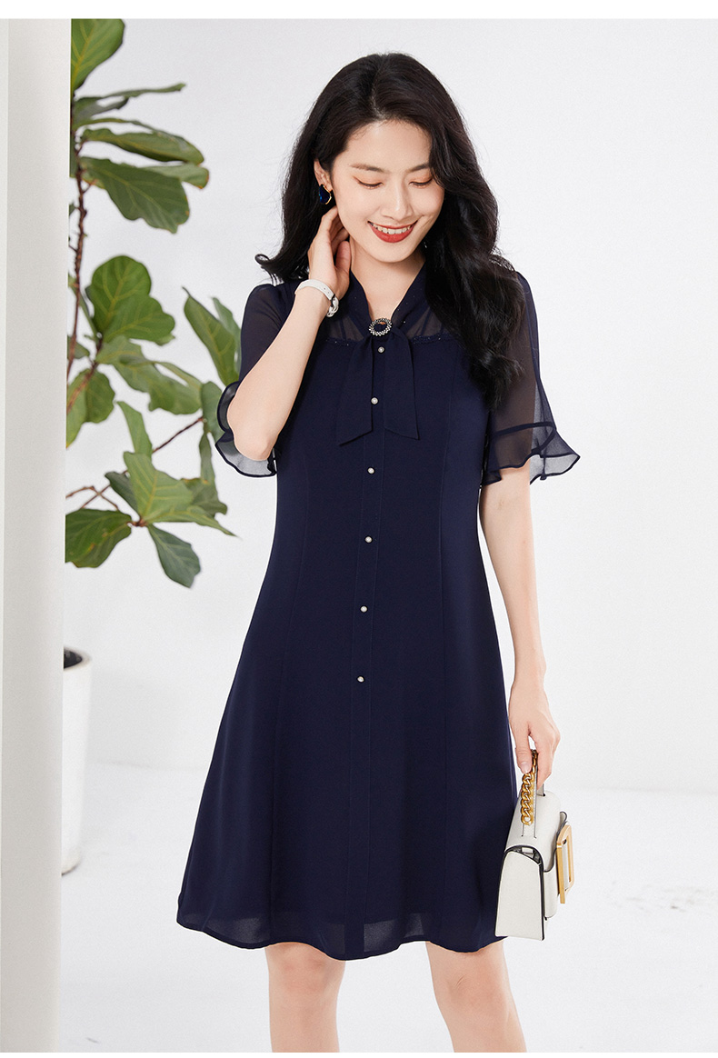 乔万尼显瘦连衣裙女夏法式收腰v领小个子2022商场同款子夜蓝16084am