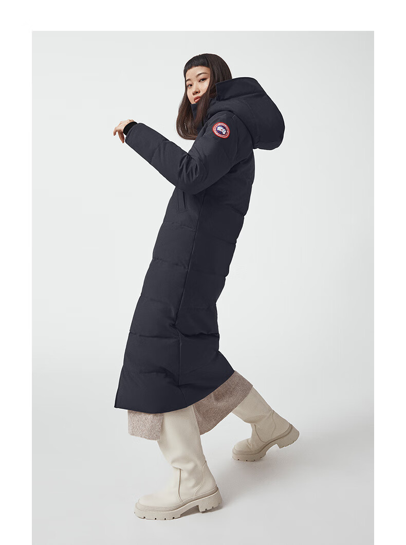 canadagoose加拿大鹅fusionfit版mystique派克大衣3035la810浆果红s