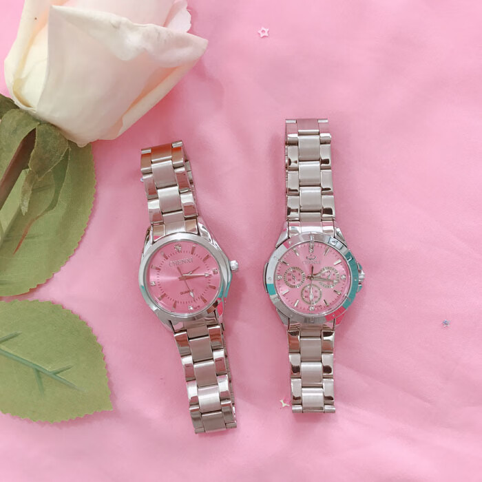 朴里 韩风日系简约少女心樱花粉色气质款钢带百搭小表盘手表石英表女