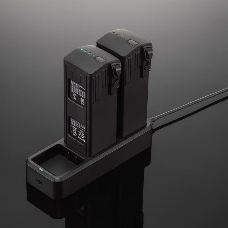 适用dji大疆御mavic3原装电池管家桨叶御3充电器车充收纳箱包配件御3