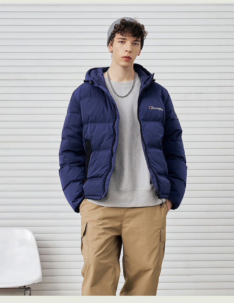 champion 冠军秋冬新款男士中厚羽绒刺绣草写logo拉链开襟连帽中厚