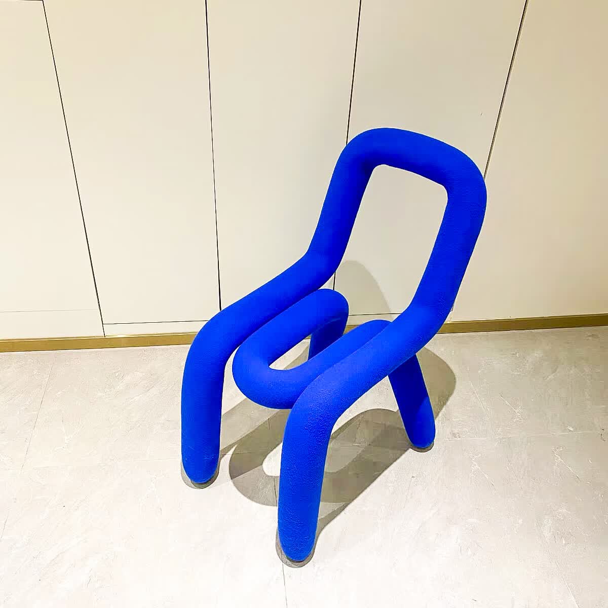 京选优品克莱因蓝椅子ins风网红打卡点拍照道具家居装饰摆件餐椅客厅