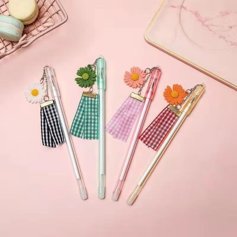 创意造型挂件中性笔卡通学生学习文具办公吊坠水笔考试签字笔 果汁杯