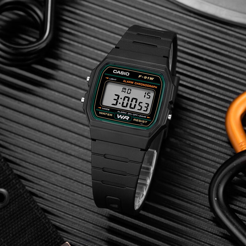 casio卡西欧 海外代购手表男女学生ins风复古小方块电子儿童表专柜