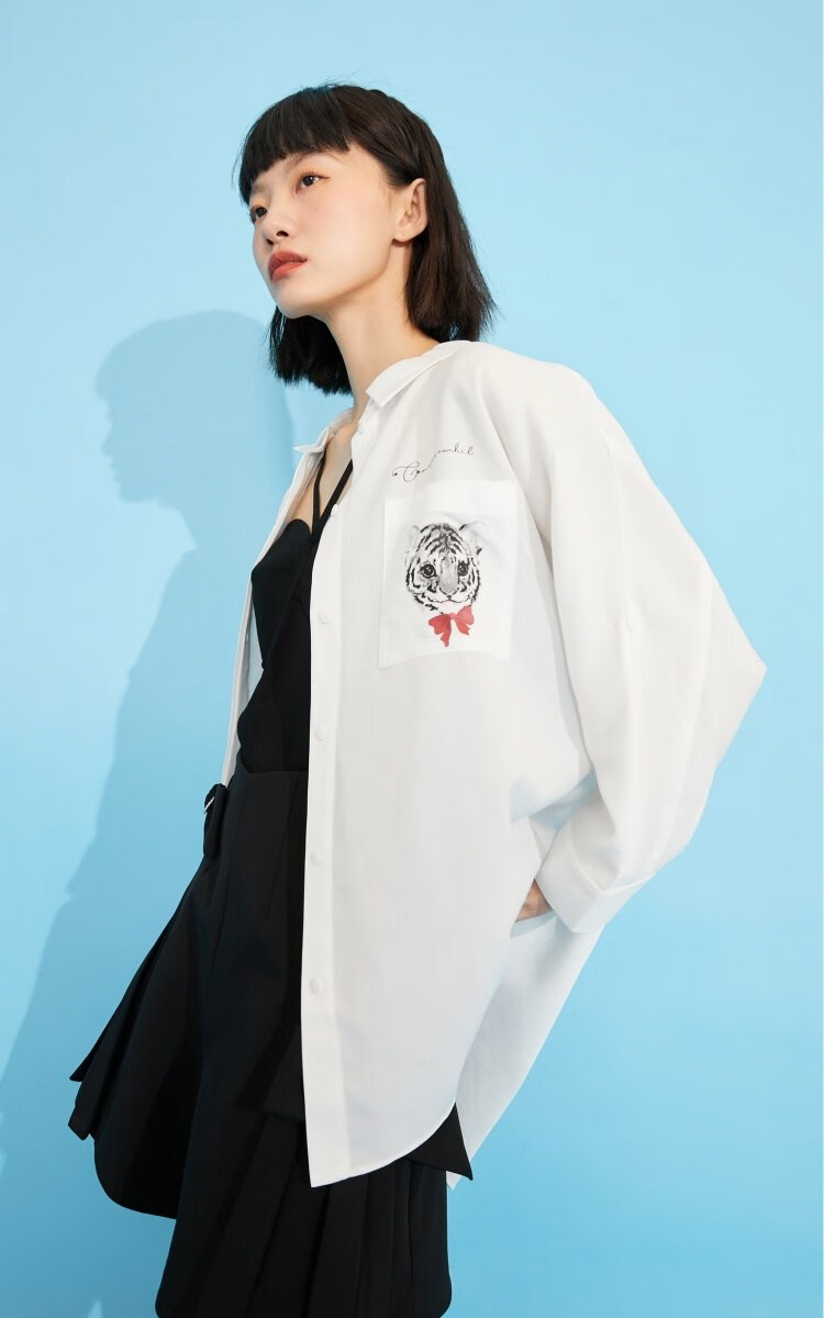 veromoda维莎曼衬衫2022春夏季新款复古字母老虎图案七分袖 a06漂白色