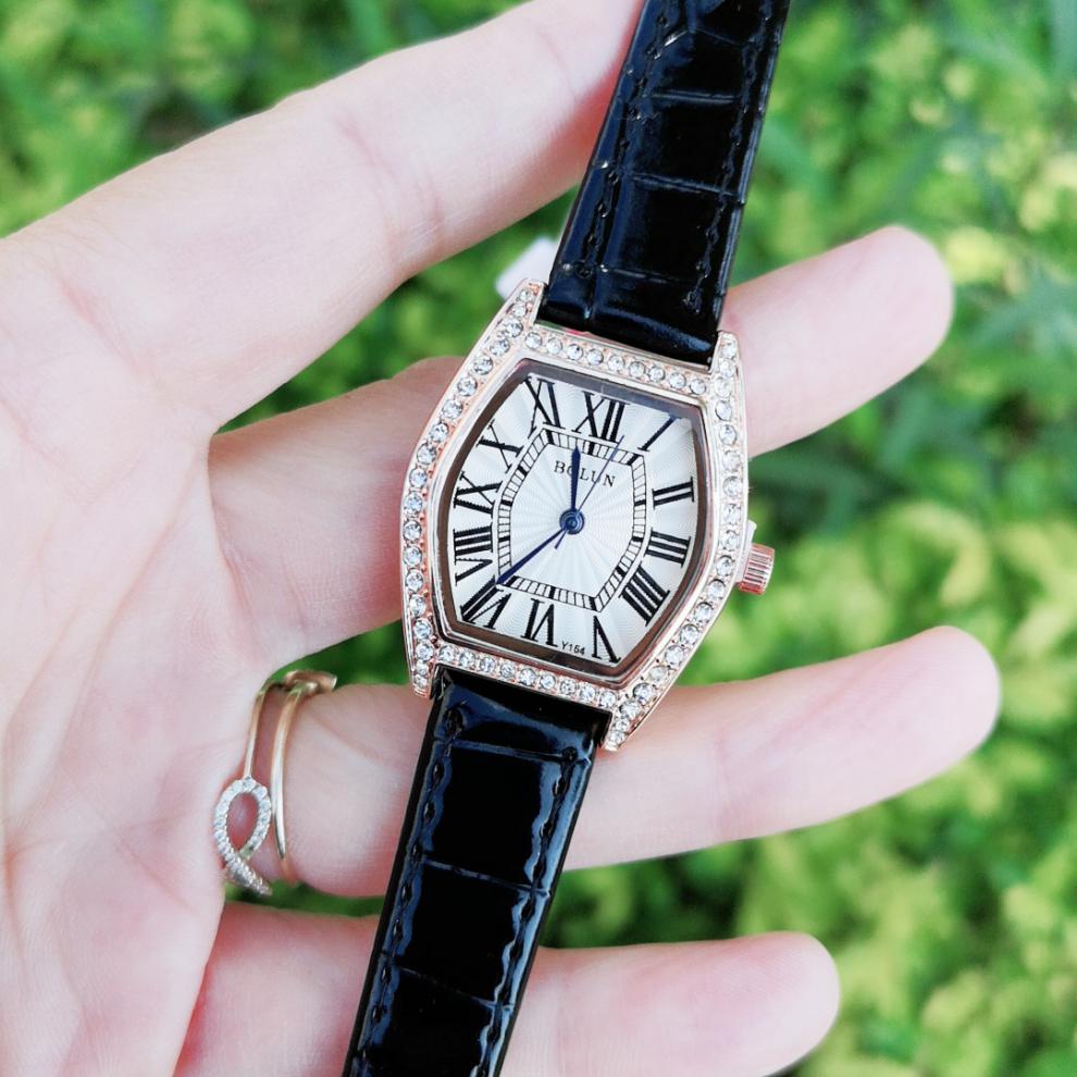 2022新款博伦bolun新款手表酒桶环钻女表皮带休闲腕表女士时尚潮流全