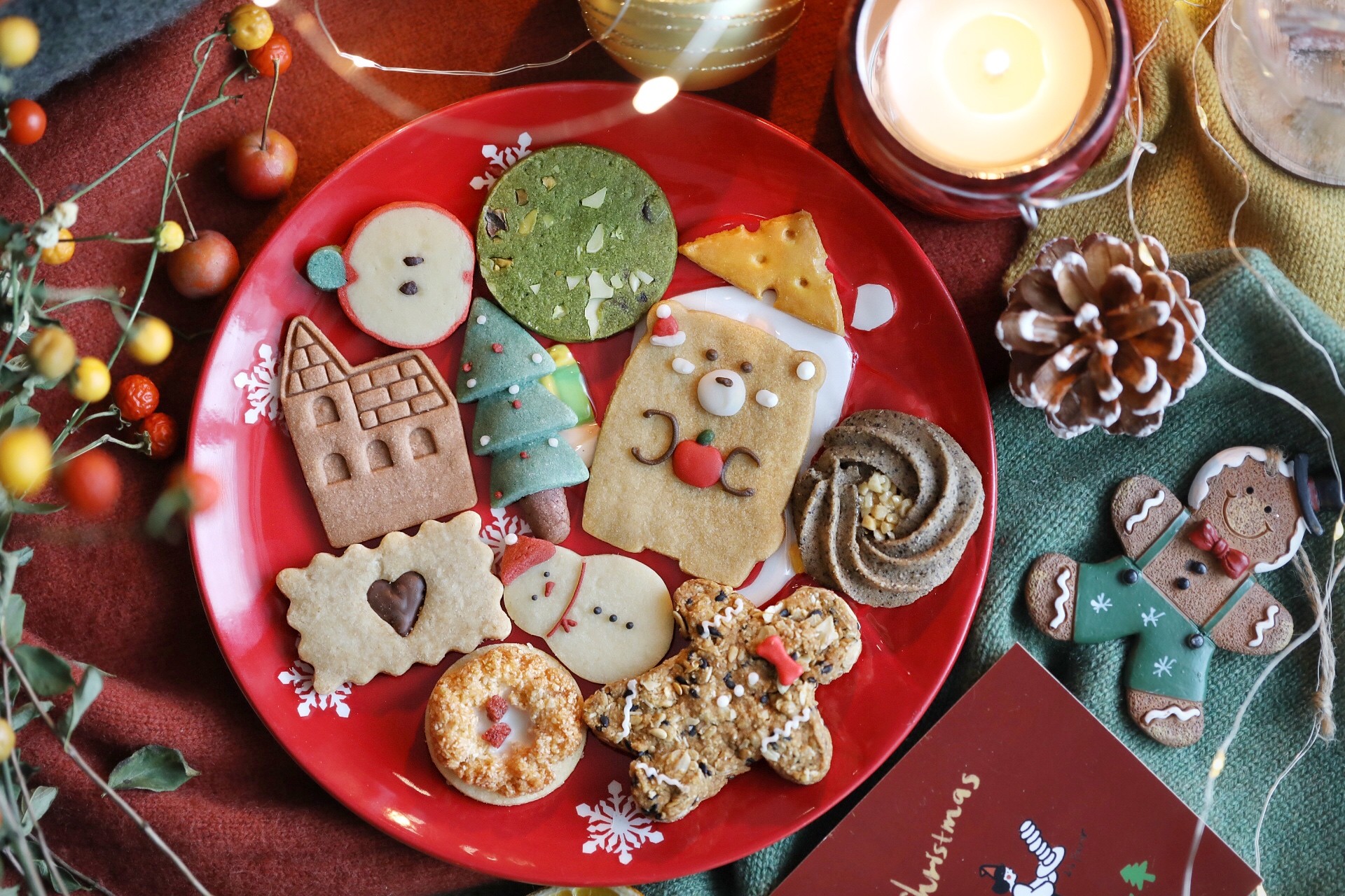 二三研食圣诞小熊曲奇饼干姜饼人屋铁礼盒手工高颜值礼物零食点心曲奇