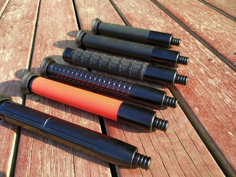 防身甩棒德国 gas机械甩棍 fox新标机械棍 轻机重机战术甩棍三节棍