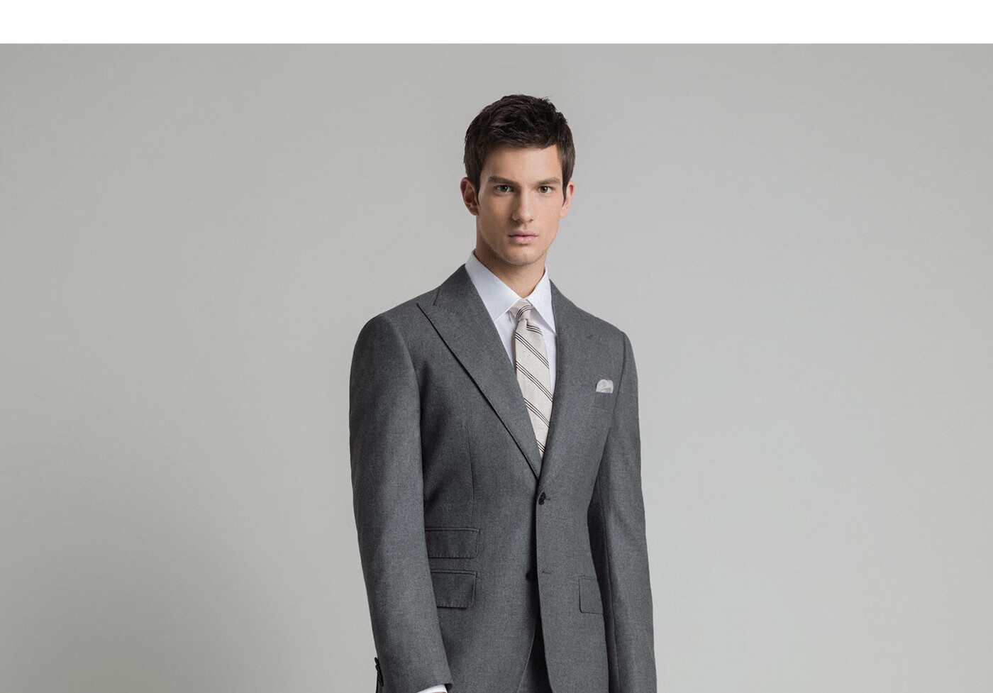 320gr纯羊毛skaro法兰绒西装套装男冬季保暖加厚西服正装结婚礼服深灰