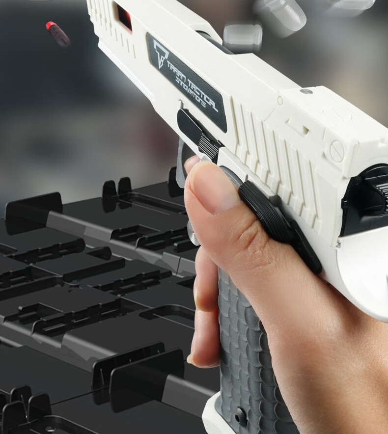 有稻理udl2011战斗大师手动抛壳软弹玩具枪疾速追杀道具模型成人吃鸡