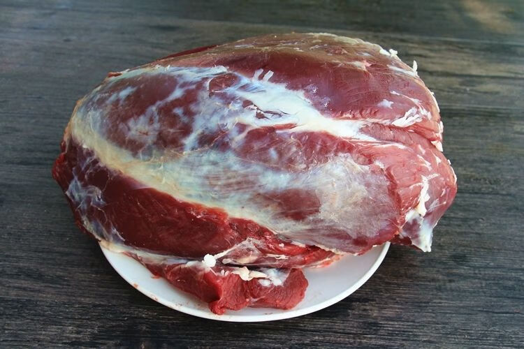 新鲜牛肉清真黄牛原切不调理无添加不注水批发原切3斤黄牛腱子肉料包