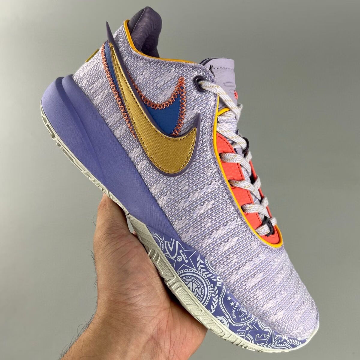 lebron xx lmtd ep 詹祭 · 詹姆斯20代篮球战靴 图2 46【图片 价格