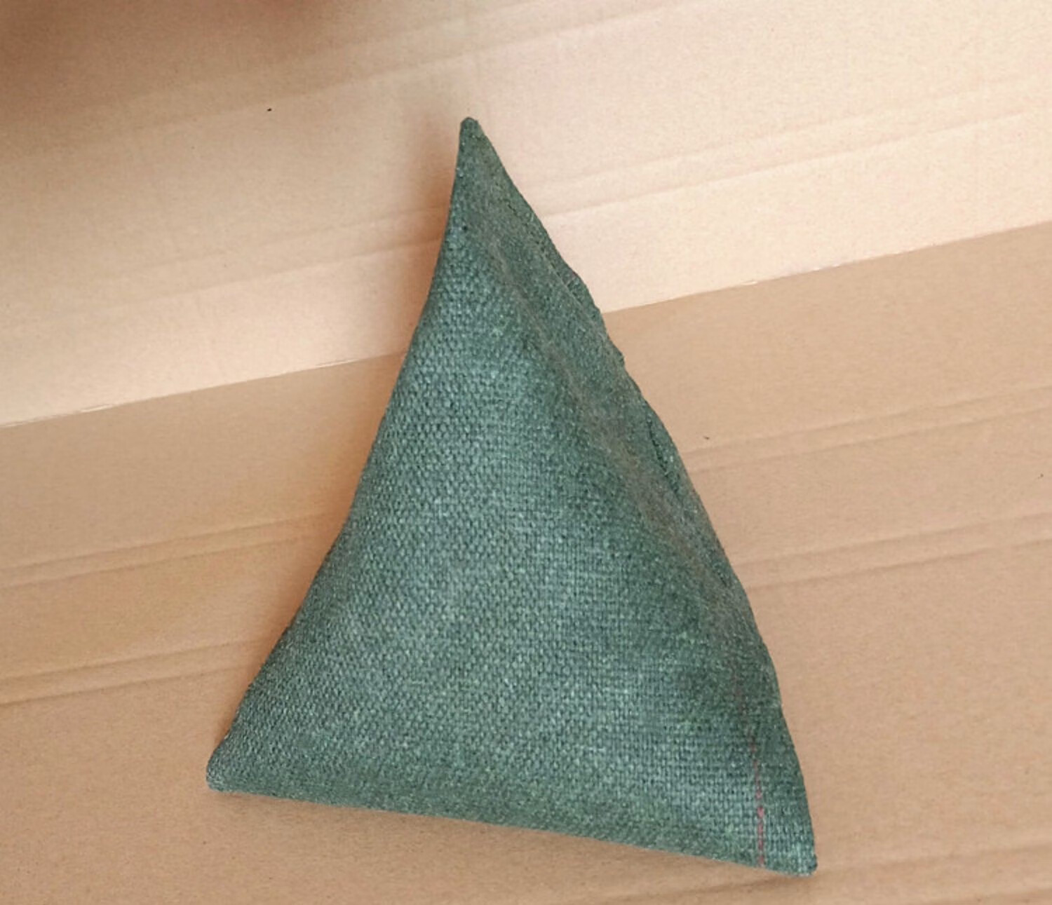 轻奢高端方便抛接沙袋腰部训练铁沙掌铁砂袋练掌体育投掷铁沙袋鹰爪功