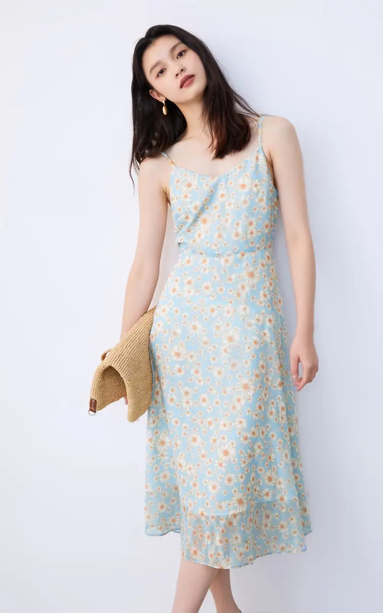 veromoda连衣裙2023早秋新款优雅气质碎花度假吊带连衣裙女c42宁冷