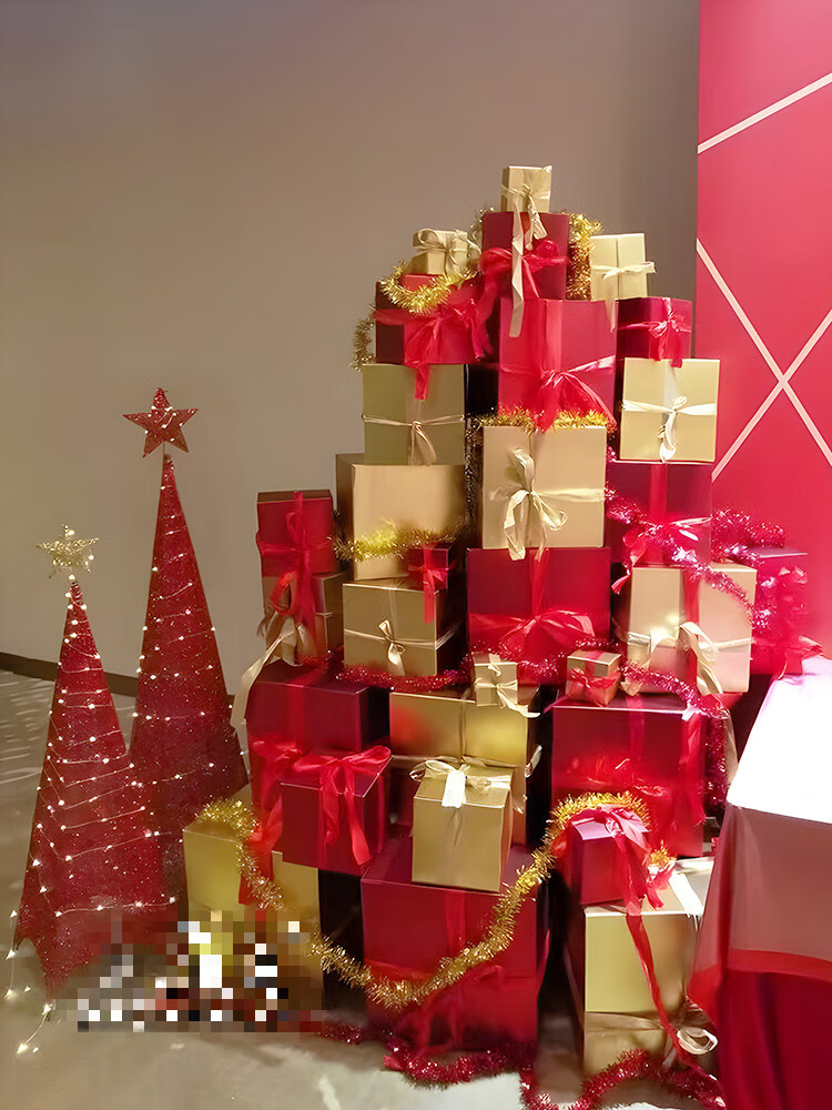 圣诞装饰品礼物盒 摆件橱窗场景美陈空盒子礼盒堆头新年礼品盒 哑光金