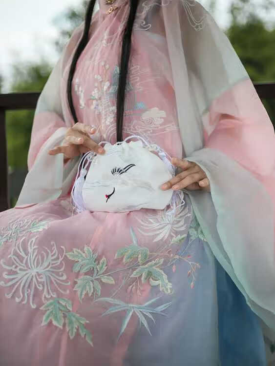 新年装汉服包包女古风配汉服的配饰包荷包古代古装汉元素绣花刺绣斜