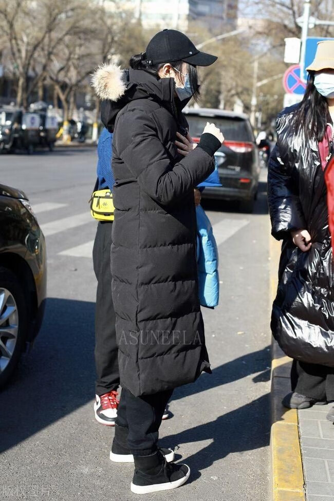 【轻盈面料】新款大鹅羽绒服吉娜奚梦瑶同款冬季工装大毛领加厚女长