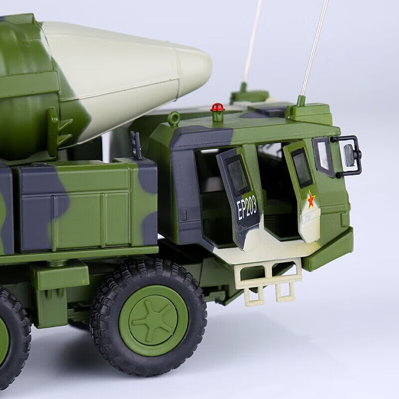 新年礼物135东风21d导弹发射车模型合金军事战车模型摆件退伍老兵礼品