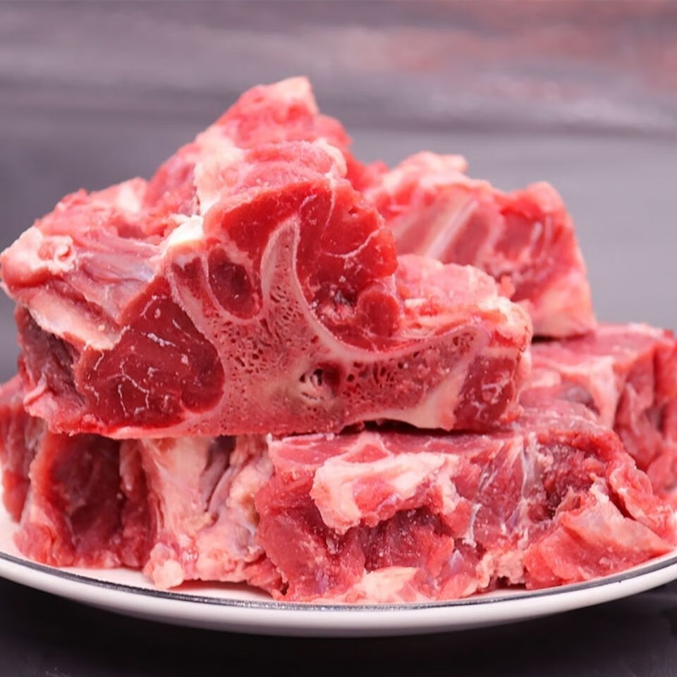 悦君心 新鲜牛脊骨牛骨头带肉大骨煲汤冷冻牛脖骨牛龙骨牛蝎子2斤 2斤