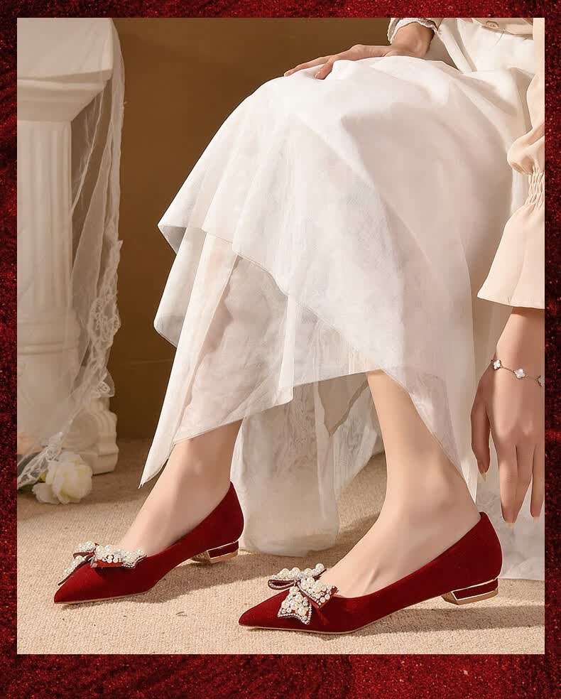 婚鞋女平底红色结婚鞋女平底新款春季秀禾服婚纱两穿孕妇新娘鞋红色