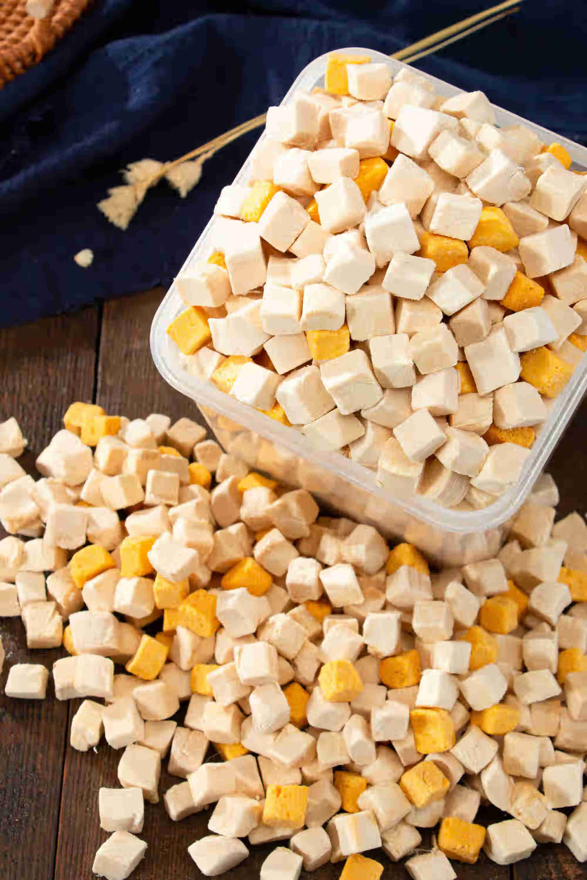 神经猫冻干狗狗零食宠物泰迪小型犬幼犬鸡肉鸭肉干训练奖励拌狗粮大