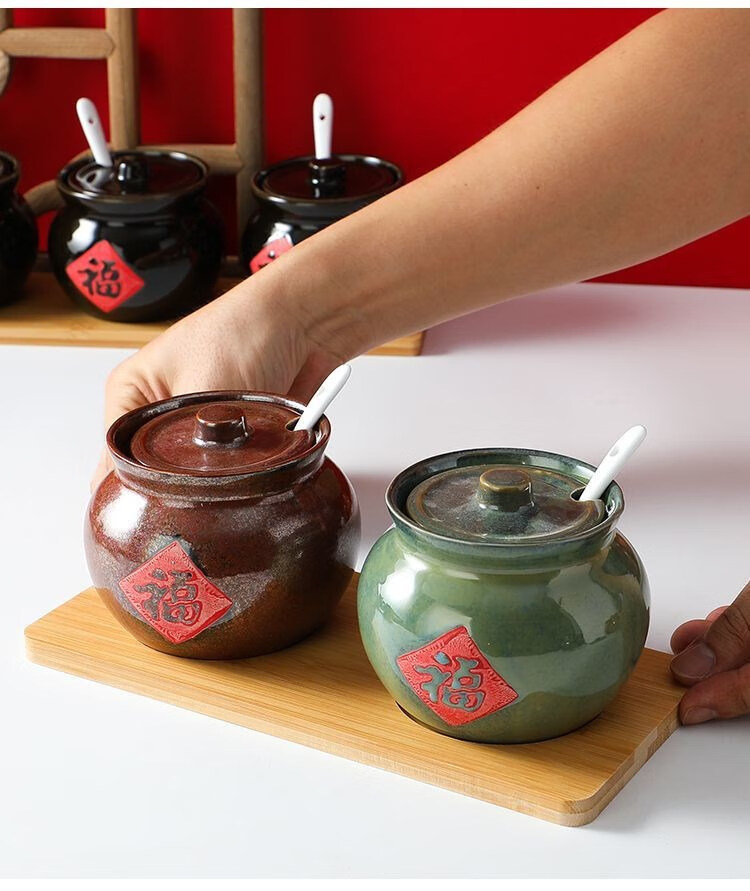 豆瓣酱罐子油陶瓷老式放红坛子肉装泼辣椒密封猪密封耐高温好看的福字