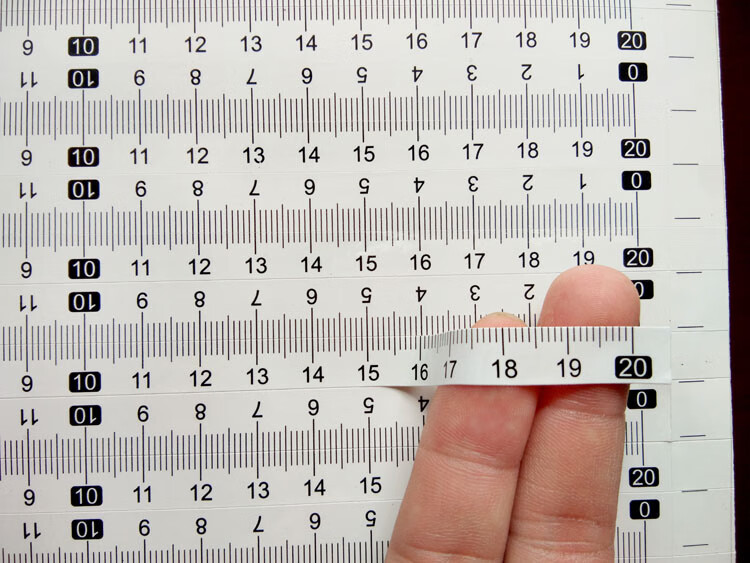 刻度尺贴纸 自粘透明标尺刻度贴 粘性防水中分贴尺卷尺10米尺子卷尺软