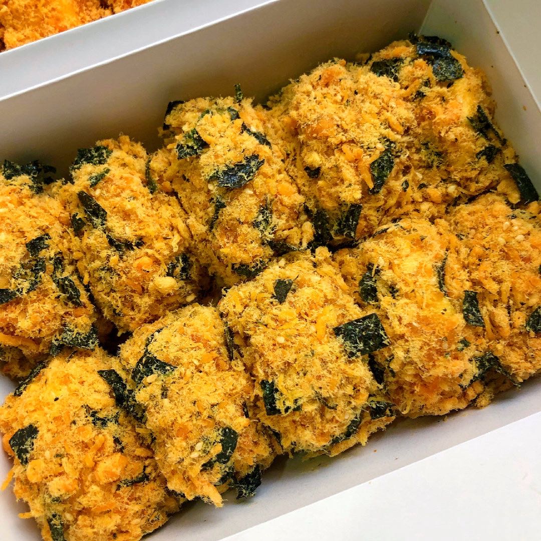 北京正宗鲍师傅肉松小贝海苔酥松小贝北京美食糕点蛋黄酥1个