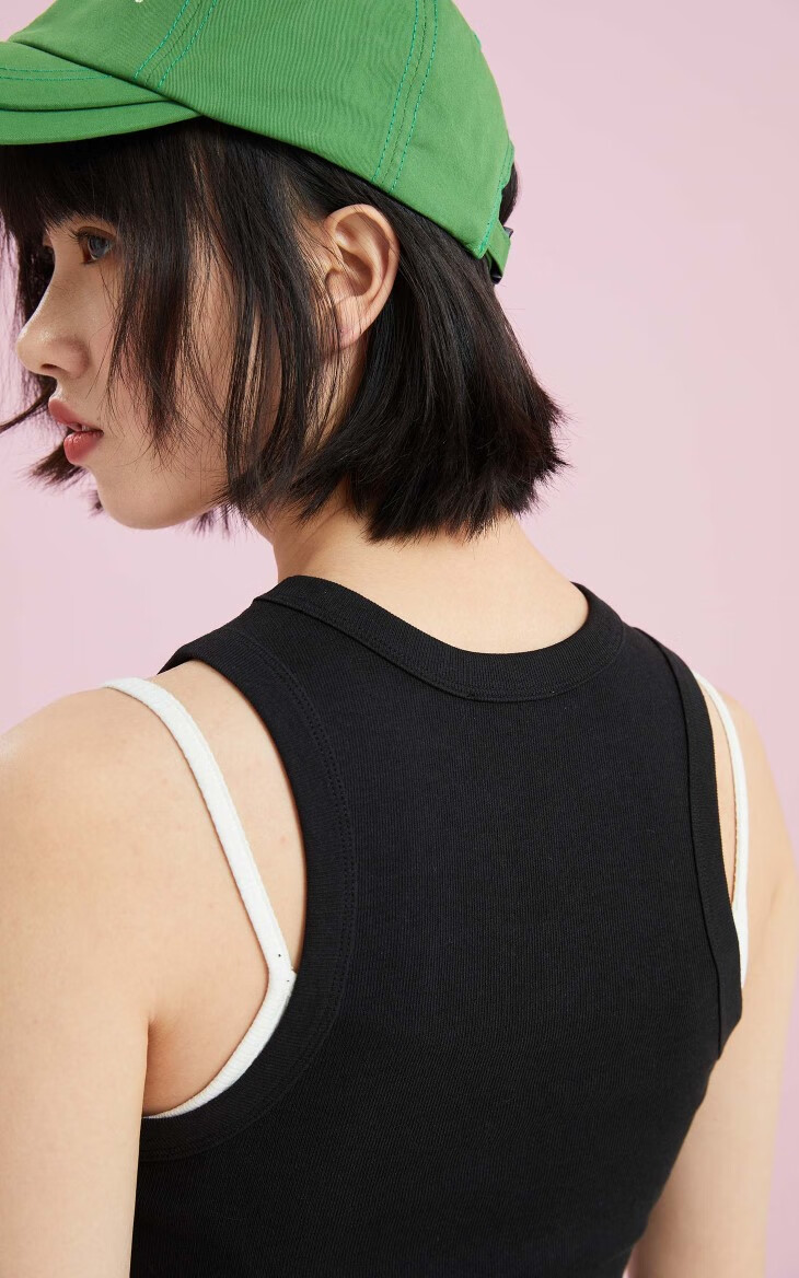 only2022春季新款休闲短款圆领logo通勤工字背心t恤女122103002e56暗