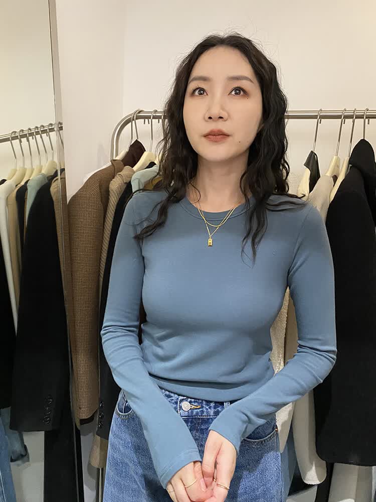 丽呤widelia陈姬儿秋冬款基础圆领加绒打底衫女修身弹力纯色上衣9133
