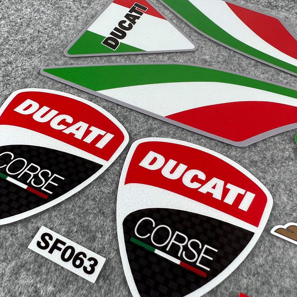 反光贴纸杜卡迪ducati821车标摩托车199贴花头盔贴花696939v2v4款式3