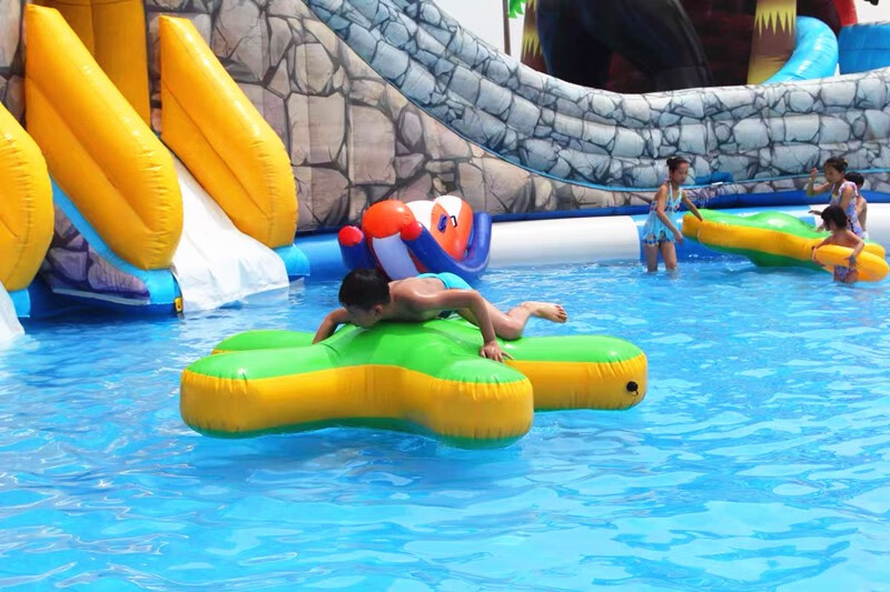 儿童充气水上玩具大小海星巨型手掌百万海洋球池滑梯水上乐园设备 2米