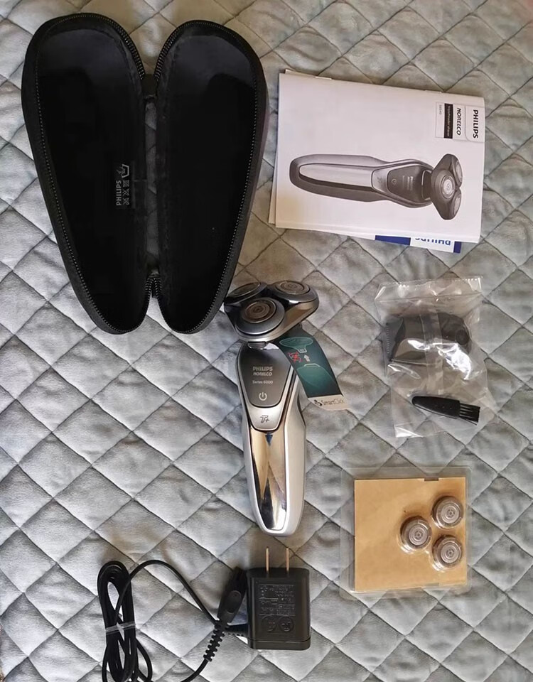 飞利浦(philips) 电动男士充电剃须刮胡刀干湿两用s6500 5290 5210 5