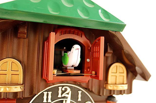 忆品良新款欧式田园德国版黑森林布谷鸟咕咕钟玩偶跳舞壁挂钟静音时