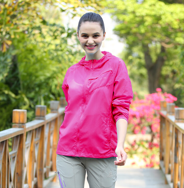 超斯特品牌夏季新款户外防晒衣男女款防泼水防紫外线耐磨轻薄冰丝透气