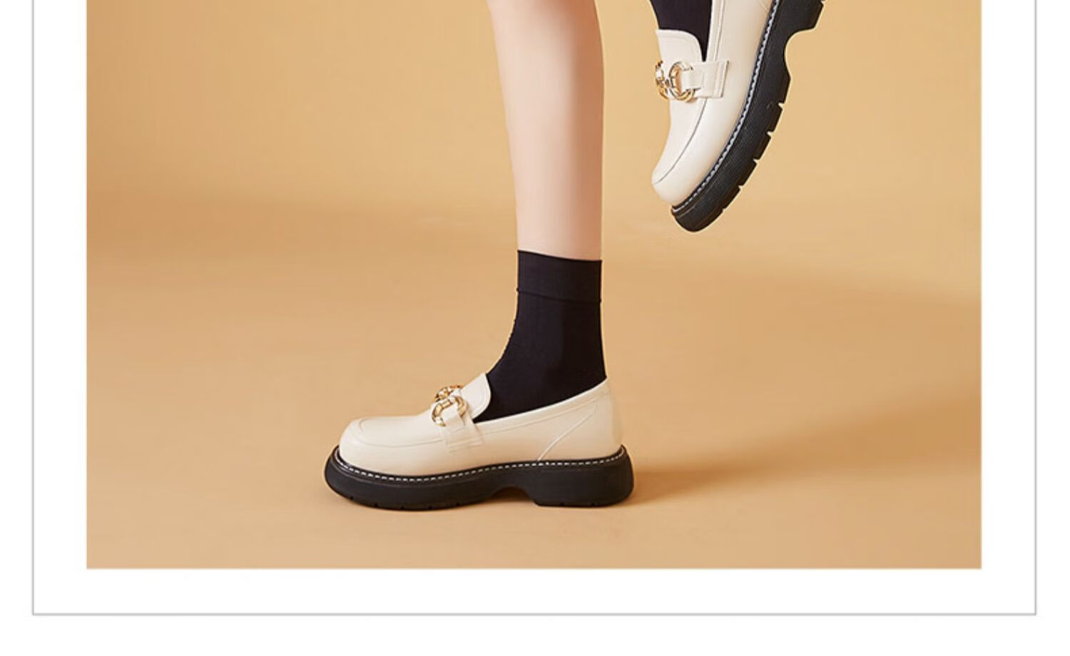 达芙妮米色舒适厚底乐福鞋女鞋小皮鞋2022新款马衔扣漆皮秋冬加绒一脚