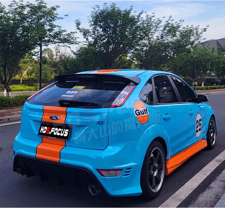 经典福克斯改装尾翼09-14改装rs大包围两厢前杠中网前铲侧裙尾翼排气