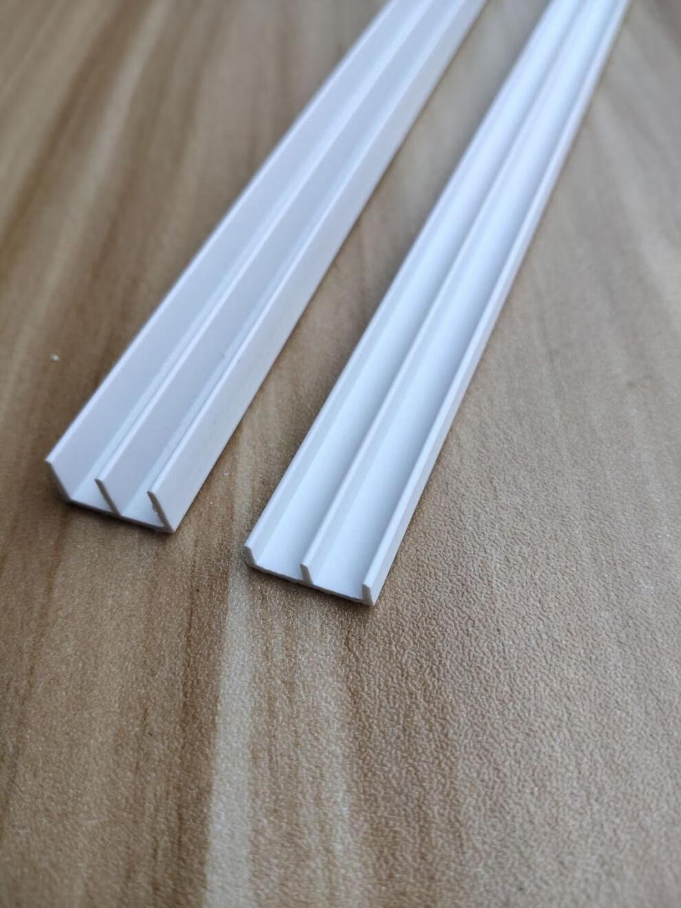 白色15宽塑料玻璃柜门滑轨玻璃展柜塑料滑道塑料玻璃移门滑槽 上下0.