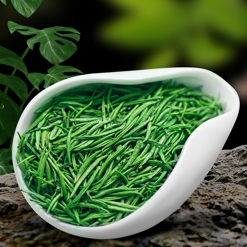 精选好茶雀舌茶叶绿茶新茶贵州翠芽浓香型礼盒装100克罐装
