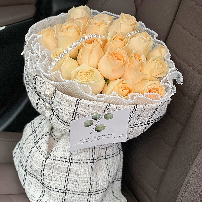 莱一刻鲜花速递网红小众小香风花束送女友送老婆送闺蜜好友全国同城