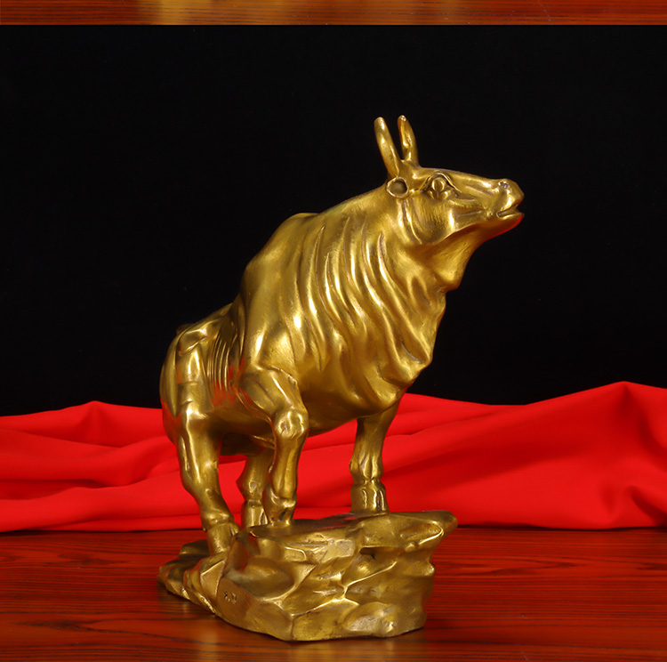 纯铜牛气冲天牛全铜牛摆件金牛黄铜牛运势如虹旺市牛办公桌面铜牛运势