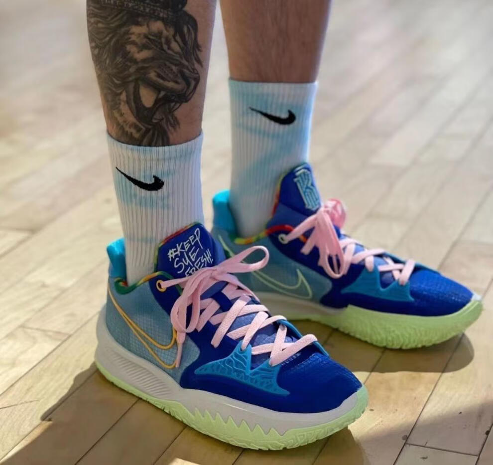 欧文7代篮球鞋男数学公式艺术主题low4低帮实战男气垫鞋 破晓紫黄7代