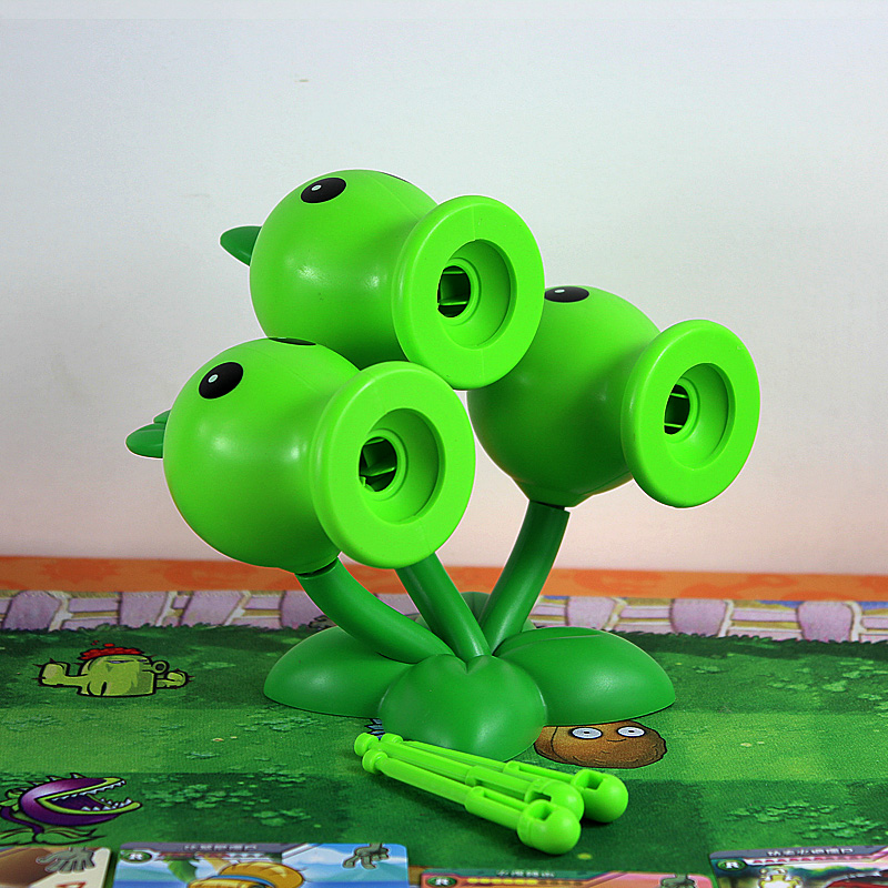 能发射的玩具三头豌豆三线豌豆未来博士巨人僵尸硬胶三头豌豆普通巨人